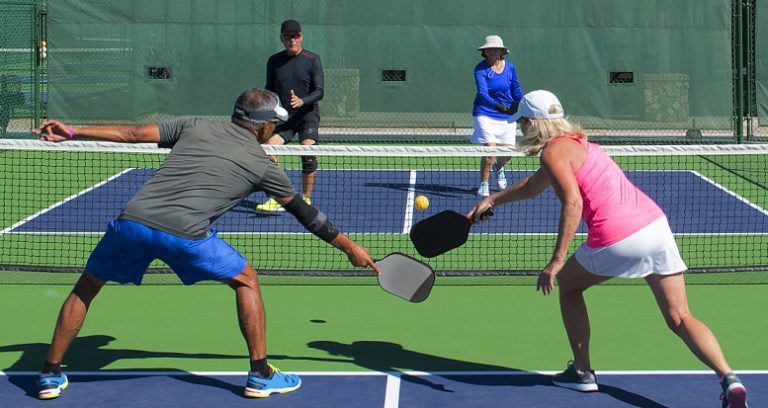 pickleball four persons