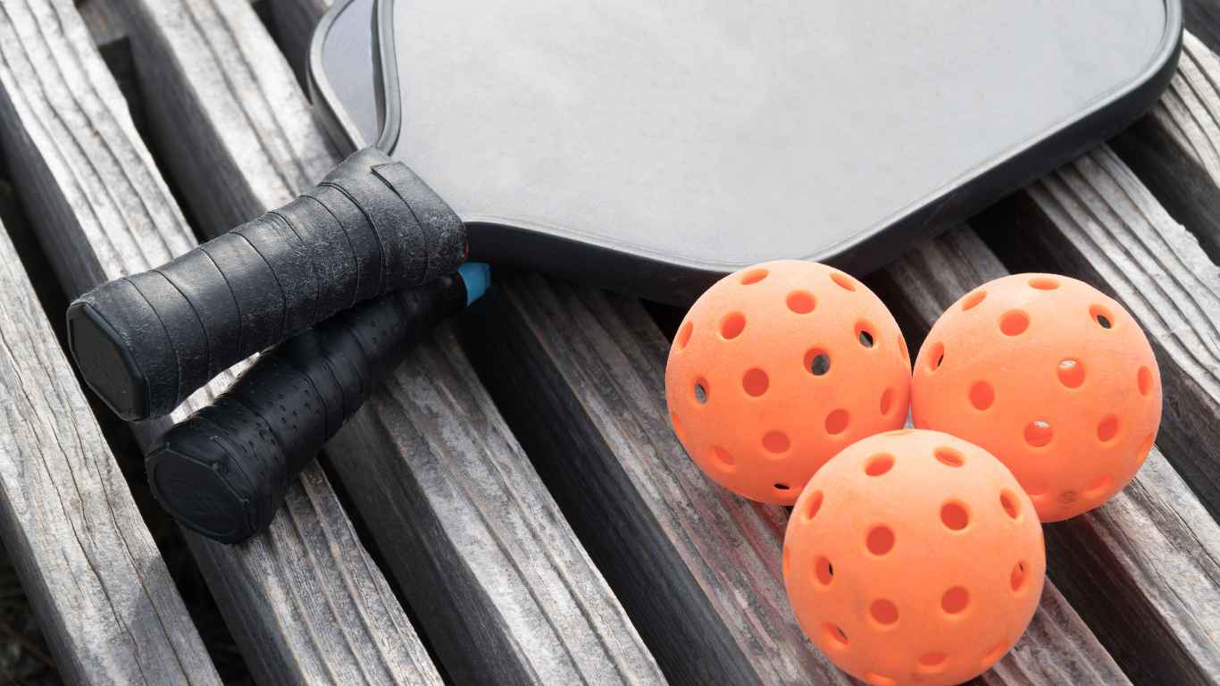 Best type of pickleball paddle