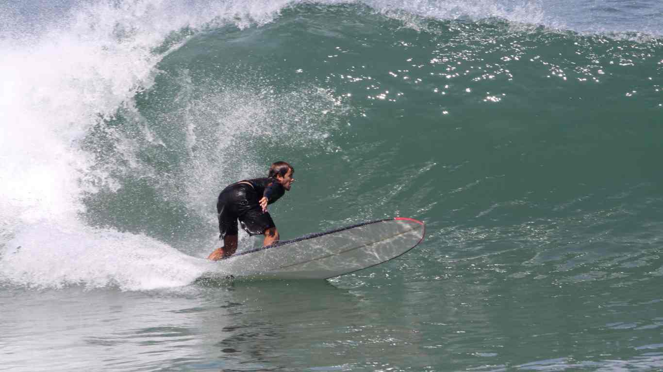 Longboard Surfing