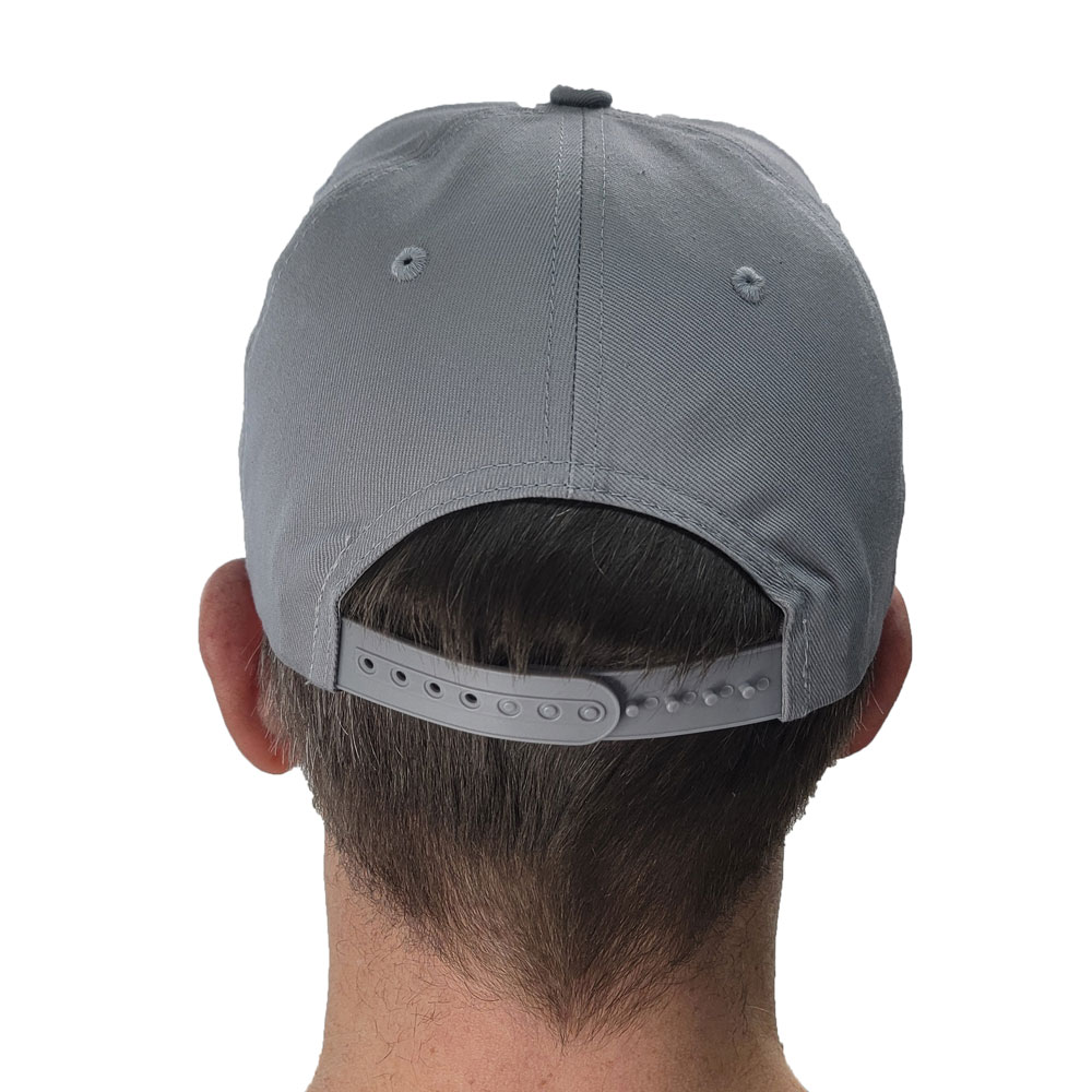 light gray hat from back
