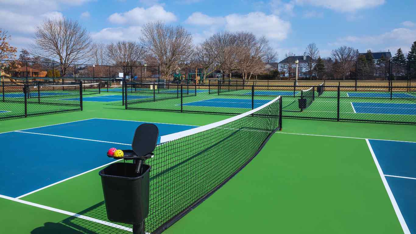 how much does it cost to build a pickleball court